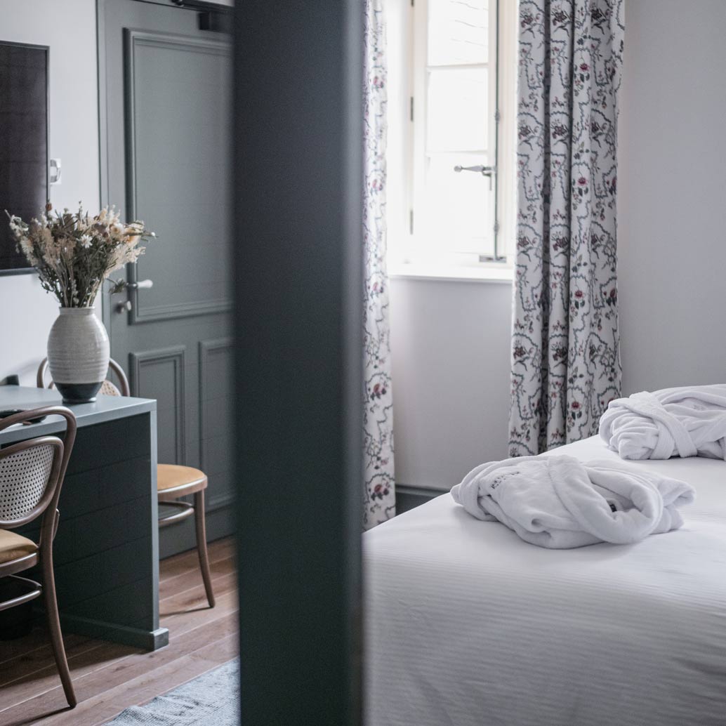 Vue-depuis-la-salle-de-bain