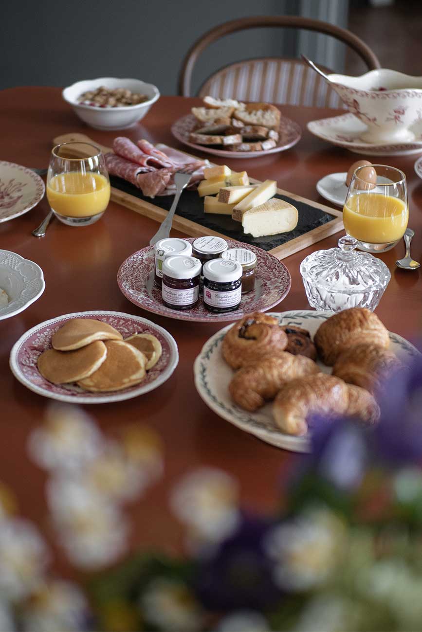 Petit déjeuner la maison de jacqueline